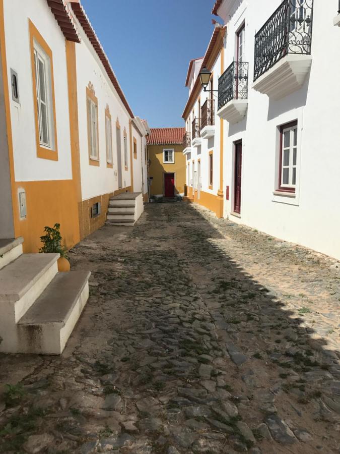 Vila Velha Guest House Мертола Экстерьер фото